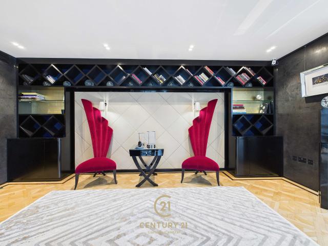 Apartment for rent in Knightsbridge, Greater London