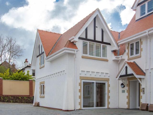Apartment for rent in Falcon Lodge, Wales