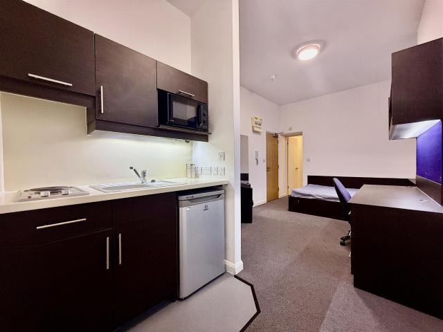 Apartment for rent in Greenbank, Mount Wise