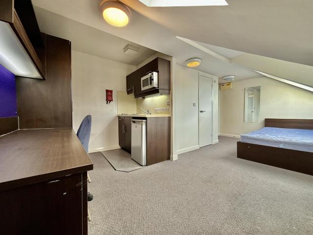 Apartment for rent in Greenbank, Mount Wise