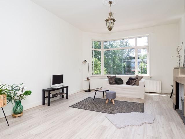 Appartement te huur in Vruchtenbuurt, Zuid Holland
