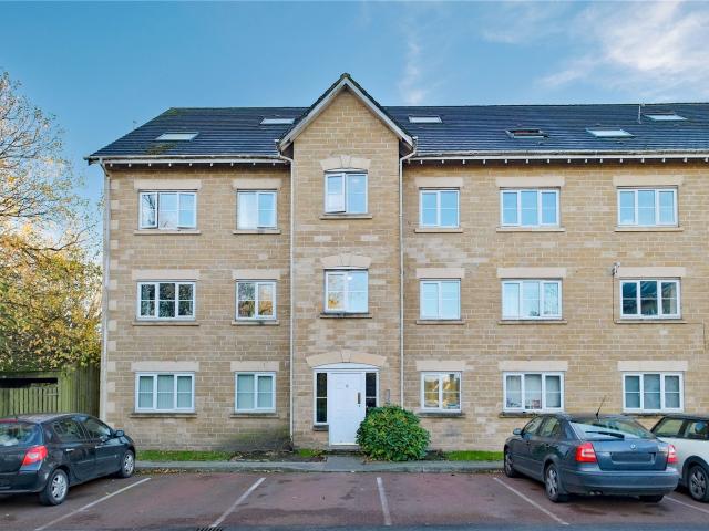 Apartment for rent in Little Moor End, Backburn