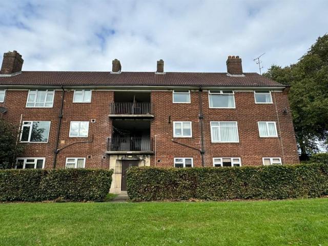 Apartment for rent in Tinshill Moor, Leeds