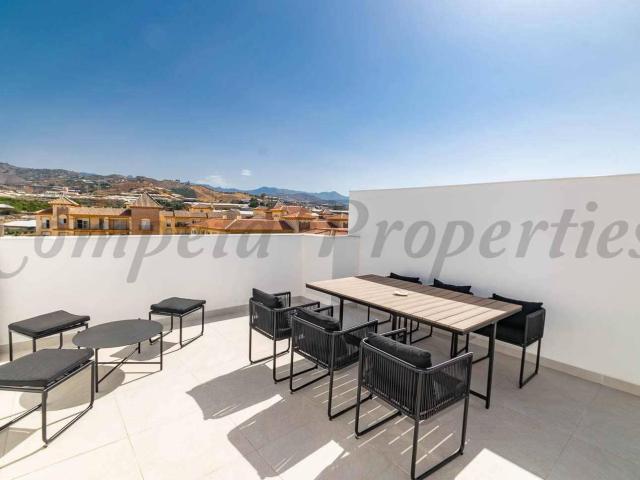 Apartamento en alquiler en Castillo Bajo-Conejito, La Axarquía