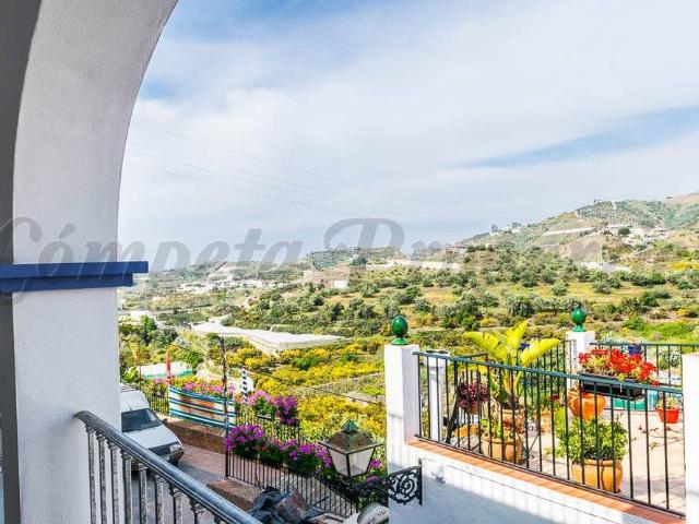 Casa en alquiler en La Axarquía, Andalucía