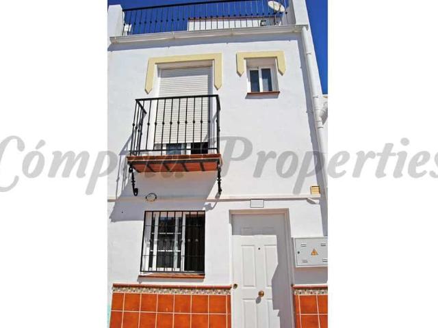 Casa en alquiler en La Axarquía, Andalucía