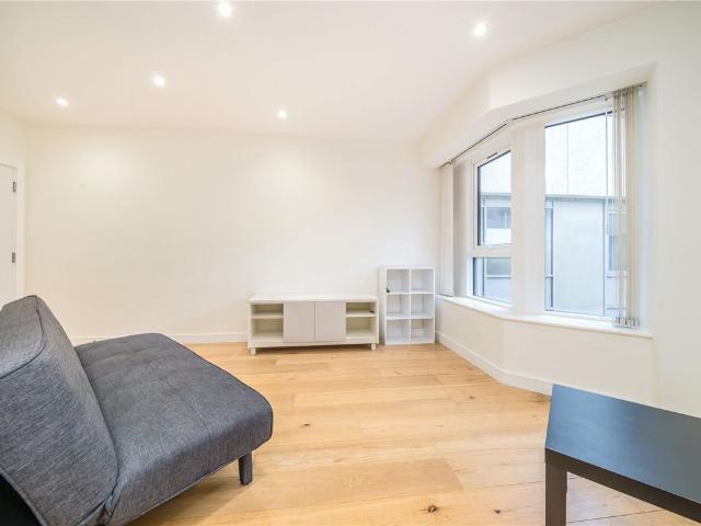 Apartment for rent in London Borough of Hounslow, Greater London