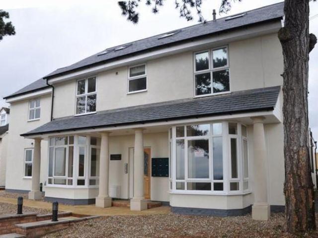 Apartment for rent in The Ronkswood, Worcestershire