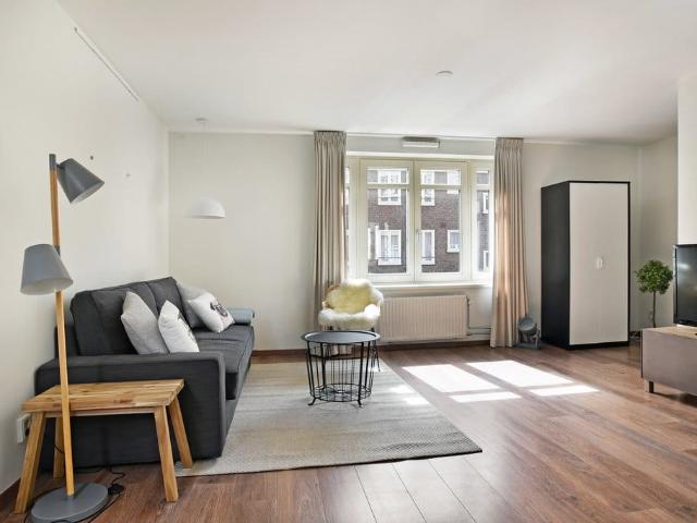 Appartement te huur in Zuid, Amsterdam