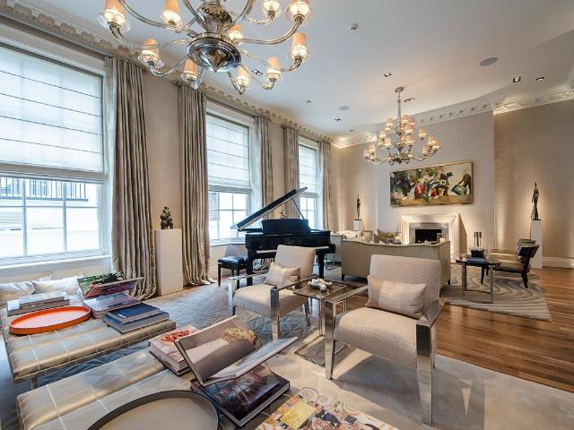 Apartment for rent in Mayfair, Greater London