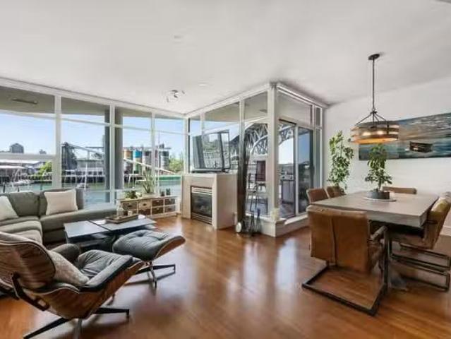 Apartment for rent in Vancouver, British Columbia