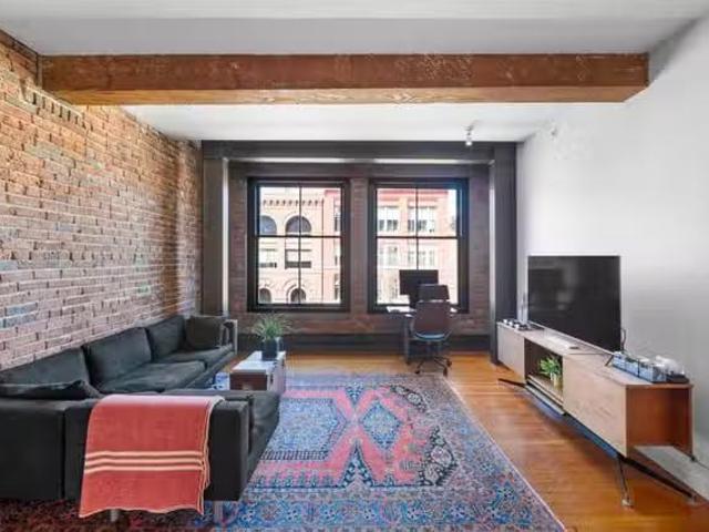 Apartment for rent in Vancouver, British Columbia