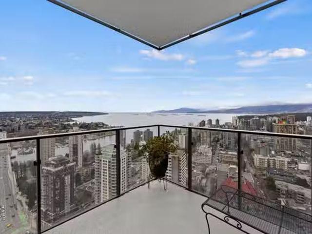 Apartment for rent in Vancouver, British Columbia