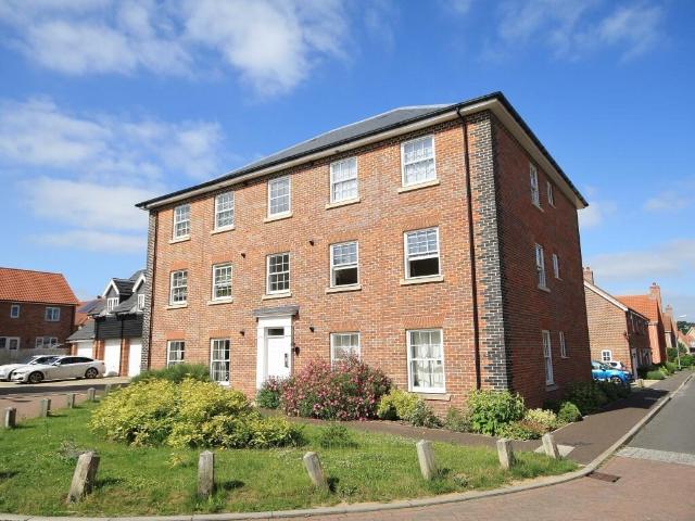Apartment for rent in Fairfield Park, Burgh St Peter