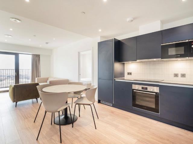 Apartment for rent in London Borough of Ealing, Greater London