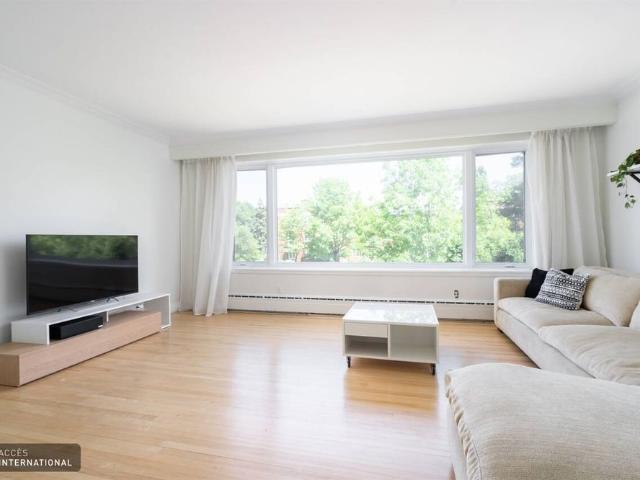 Apartment for rent in Mont-royal, Quebec