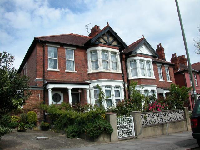 Apartment for rent in Hendon Central, The Hyde