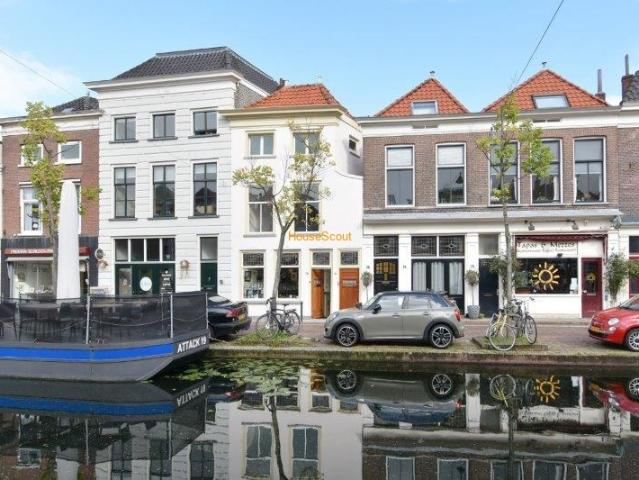 Appartement te huur in Binnenstad, Delft