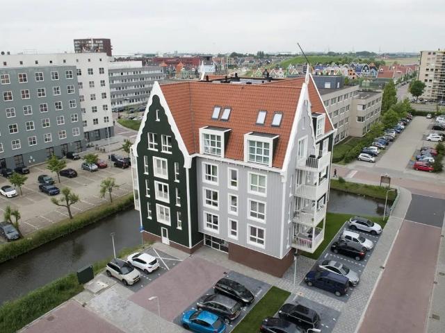 Appartement te huur in Zaandam, Noord Holland