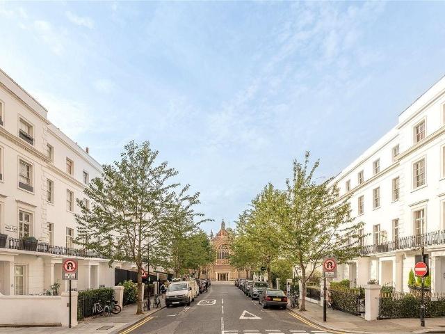 Apartment for rent in Chelsea, Greater London