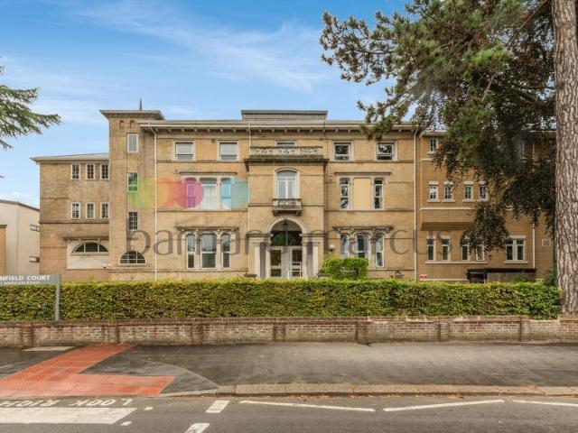Apartment for rent in London Borough of Croydon, Waddon