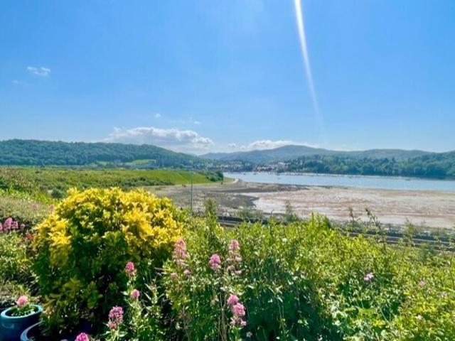 Apartment for rent in Conwy, Wales