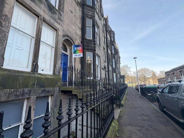 Apartment for rent in Marchmont, Scotland