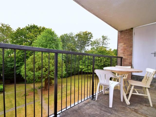 Apartment for rent in Abbotts Barton, Harestock