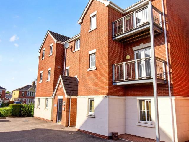 Apartment for rent in Llanishen, Cardiff
