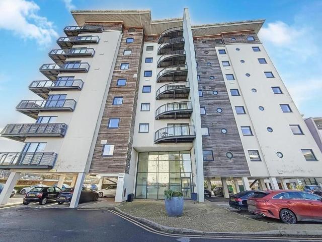 Apartment for rent in Cardiff International Sports Village, Falcon Lodge