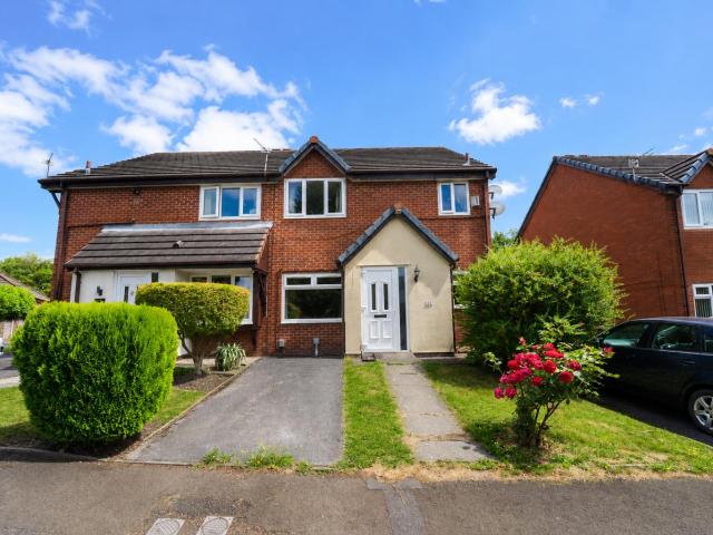 Apartment for rent in Newtown, Salford