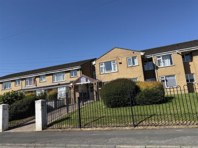 Apartment for rent in Fountainhead, West Yorkshire