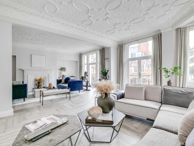 Apartment for rent in Knightsbridge, Greater London
