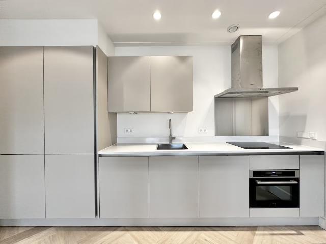 Appartement te huur in West, Amsterdam