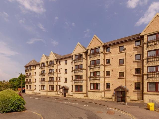 Apartment for rent in Shaftesbury Park Colonies, Merchiston