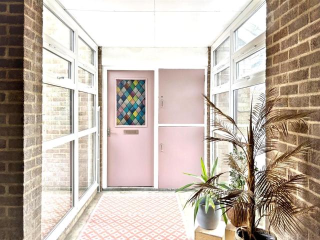 Apartment for rent in Heigham Grove, East Bank