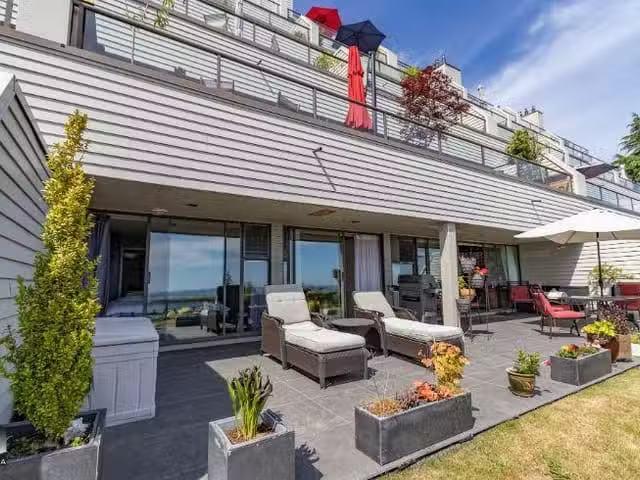 Apartment for rent in West Vancouver, British Columbia