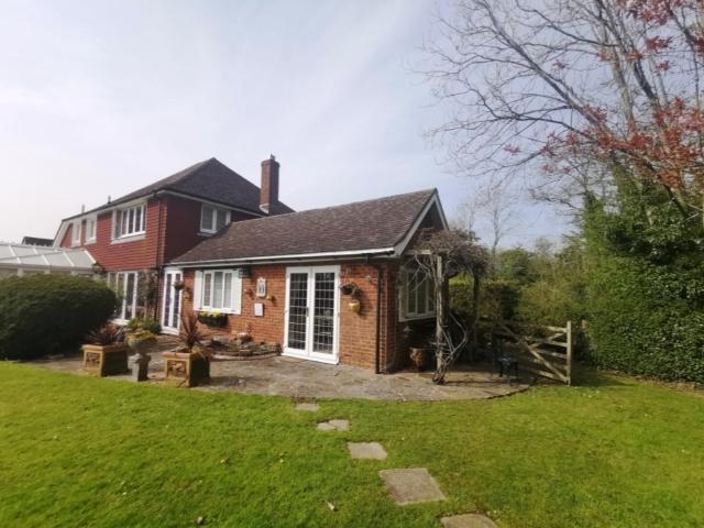 Apartment for rent in Heathlands, East Sussex