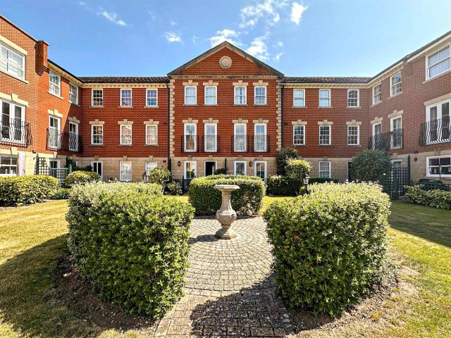 Apartment for rent in Old Portsmouth, Portsmouth