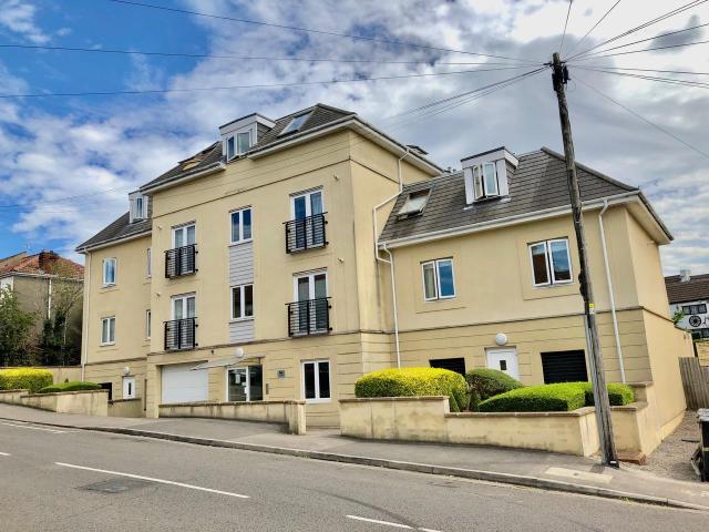Apartment for rent in St George, Bristol