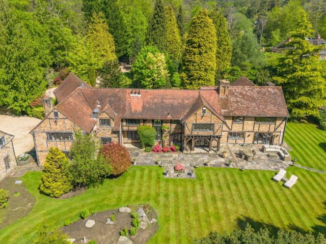 Apartment for rent in Windlesham, Surrey Heath