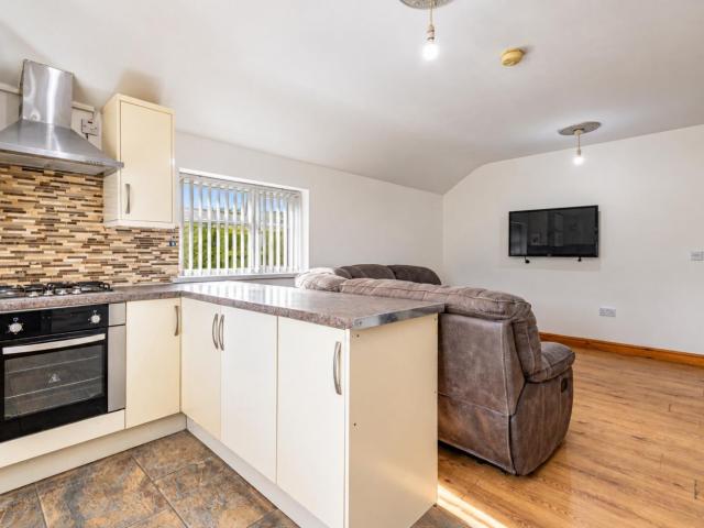 Apartment for rent in Maindy, Cardiff