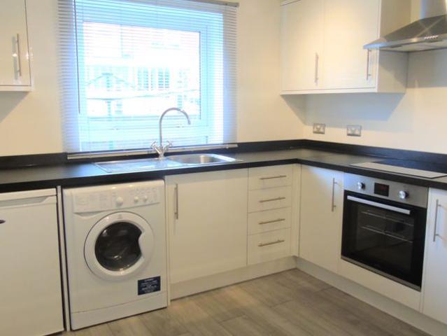 Apartment for rent in Sleepers' Hill, Hampshire