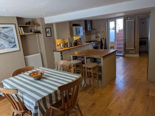 Apartment for rent in Charlton, Greater London