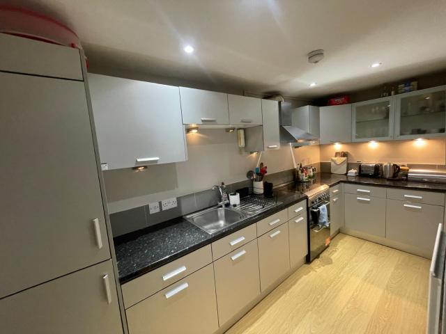 Apartment for rent in Plasnewydd, Cardiff