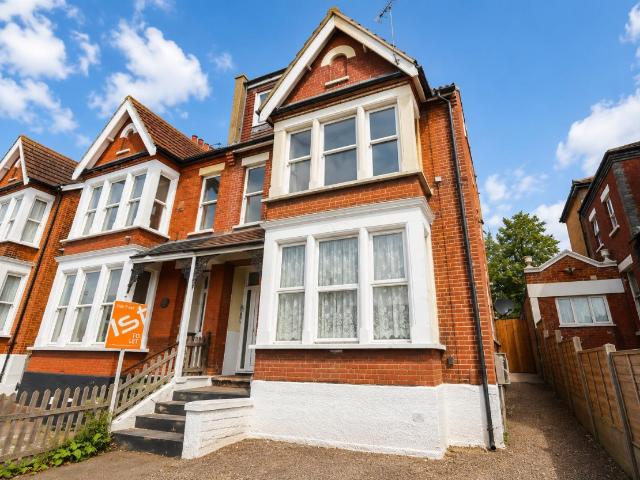 Apartment for rent in Kursaal Estate, Alton Barnes