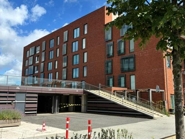 Appartement te huur in Zoeterwoude, Zoeterwoude-rijndijk