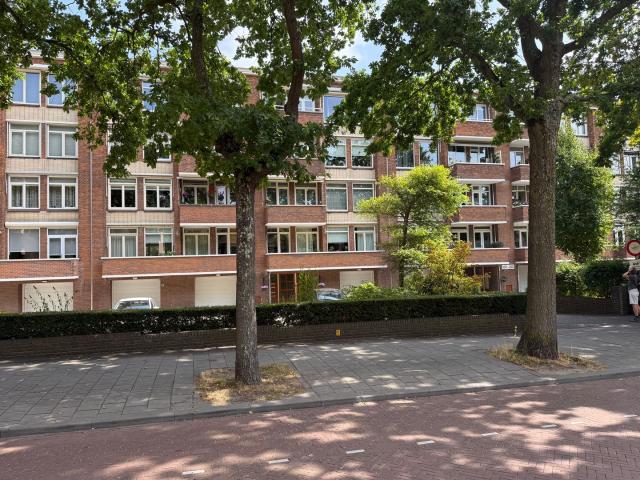 Appartement te huur in Bloemenbuurt, Zuid Holland
