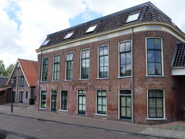 Appartement te huur in Dronryp, Waadhoeke