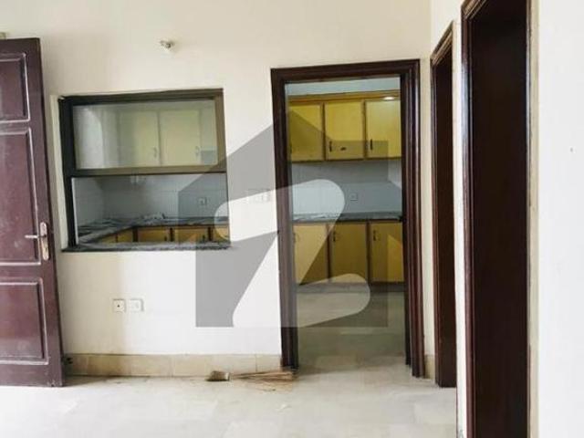 Apartment for rent in Faisalabad, Islamabad Capital Territory